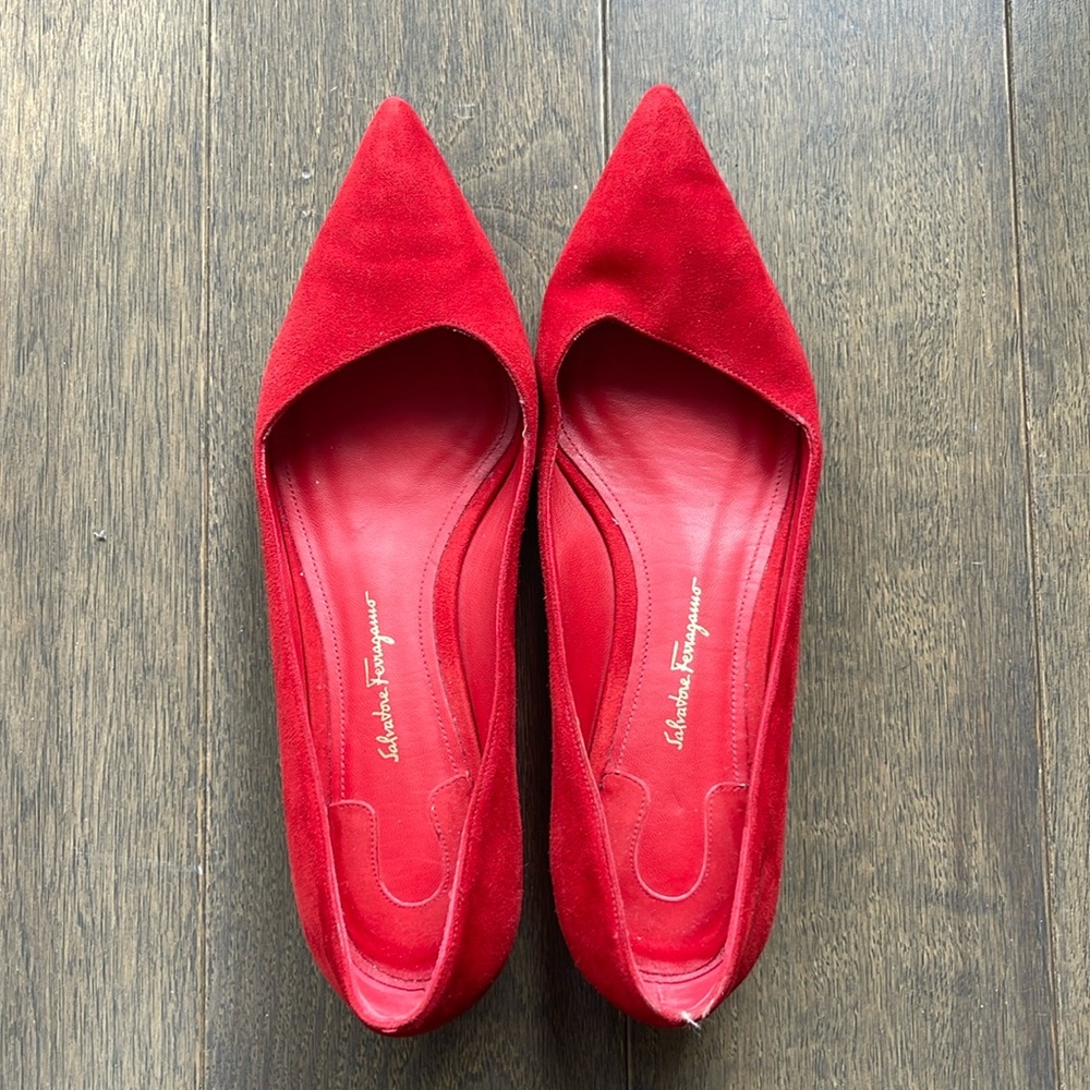 Salvatore ferragamo pointed toe suede flat